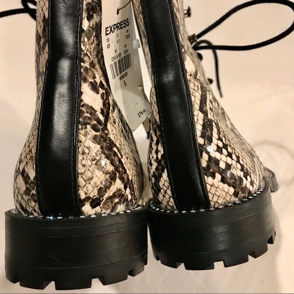 Express snake print fashion combat boots. Size 6 - Picture 8 of 10
